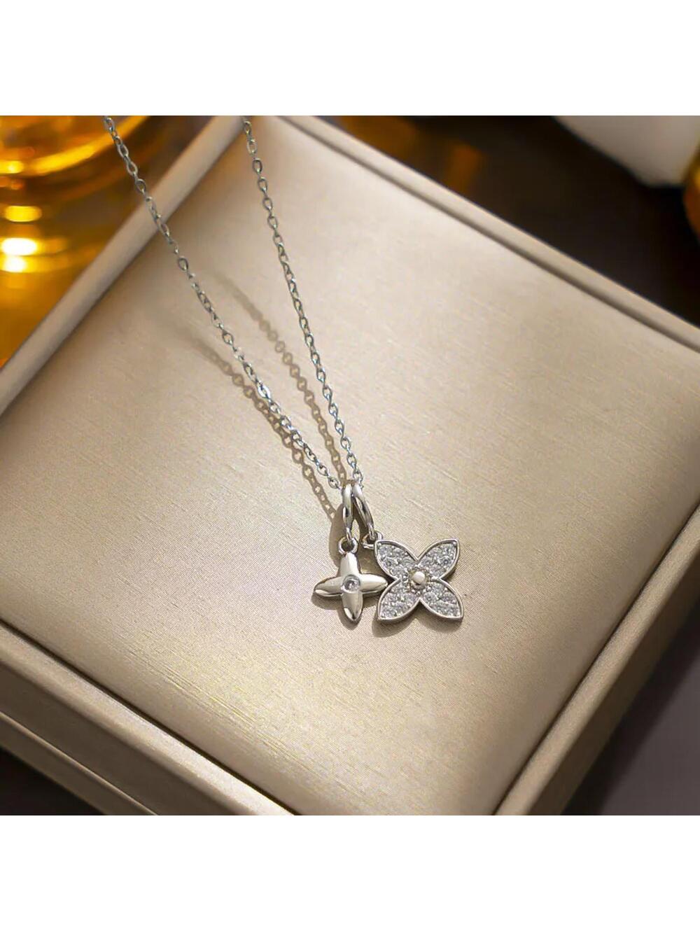 Double star - Necklace - Silver - CZs - 18"
